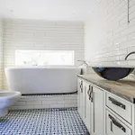 4 Bedroom Stunning In *