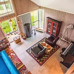 4 Bedroom Stunning In Dom wakacyjny *
